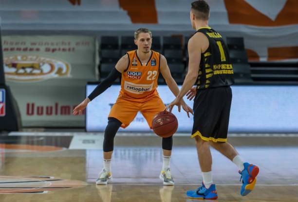 不够专注 不够专注