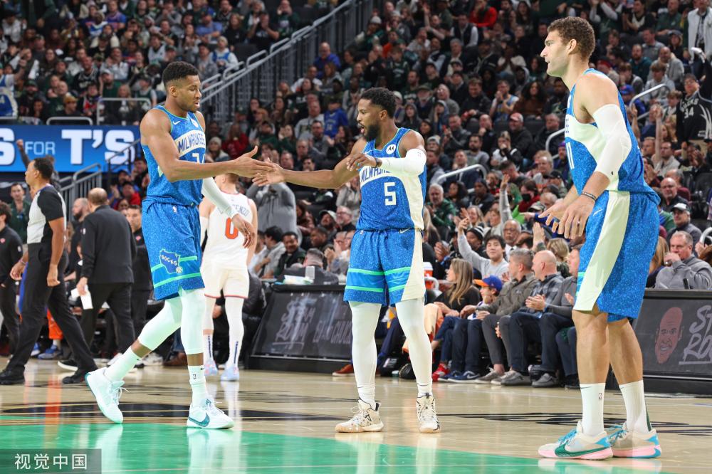 己出色的团 己出色的团