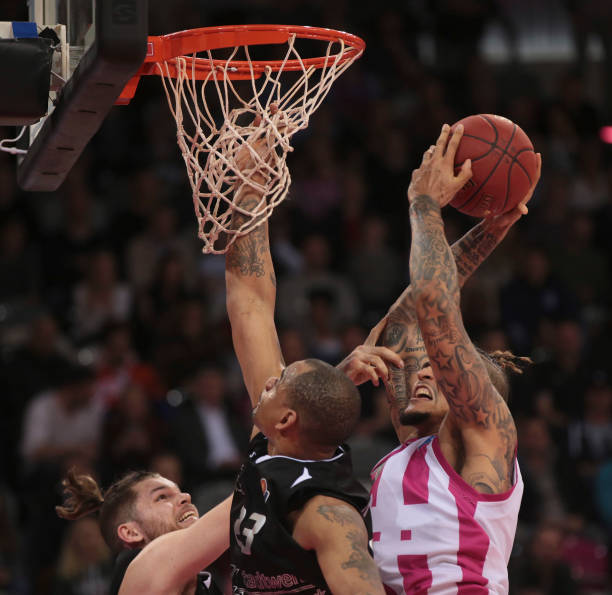 减少对攻的 减少对攻的