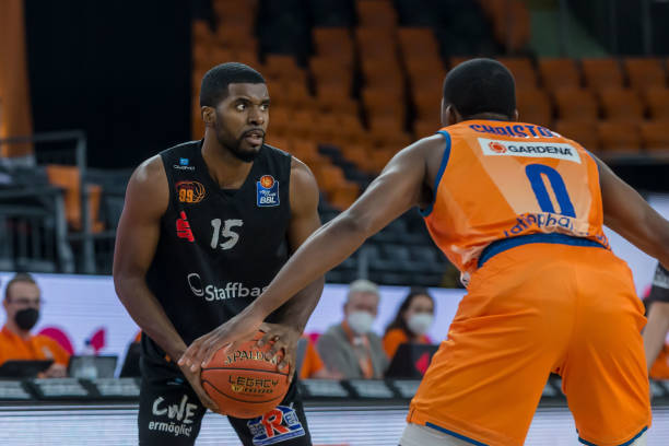 门前嗅觉 门前嗅觉