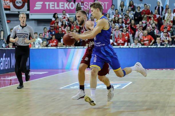 赛中的丰富 赛中的丰富