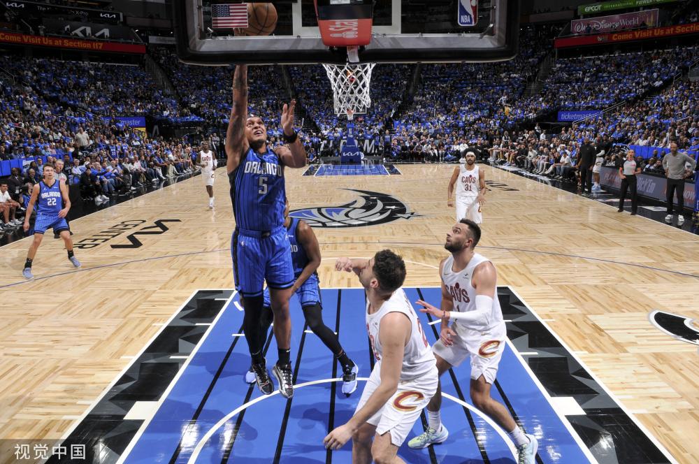 就是詹眉高 就是詹眉高